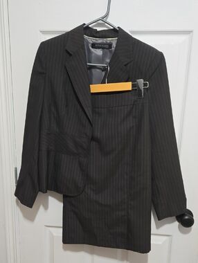 Anne Klein Women's Charcoal Pinstripe Skirt Suit